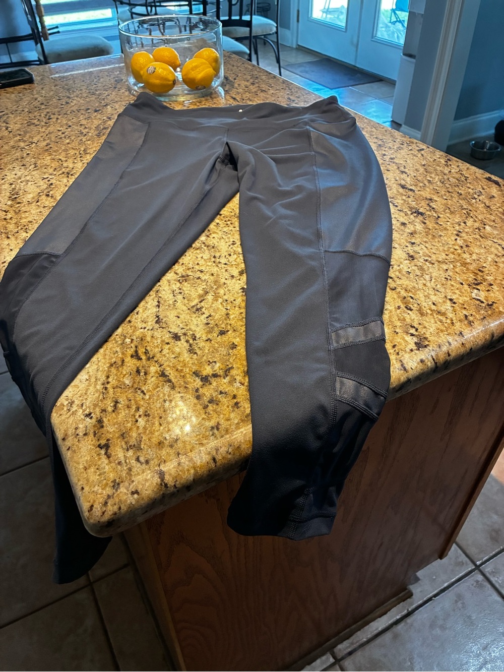 Free 2B performance pants size XL